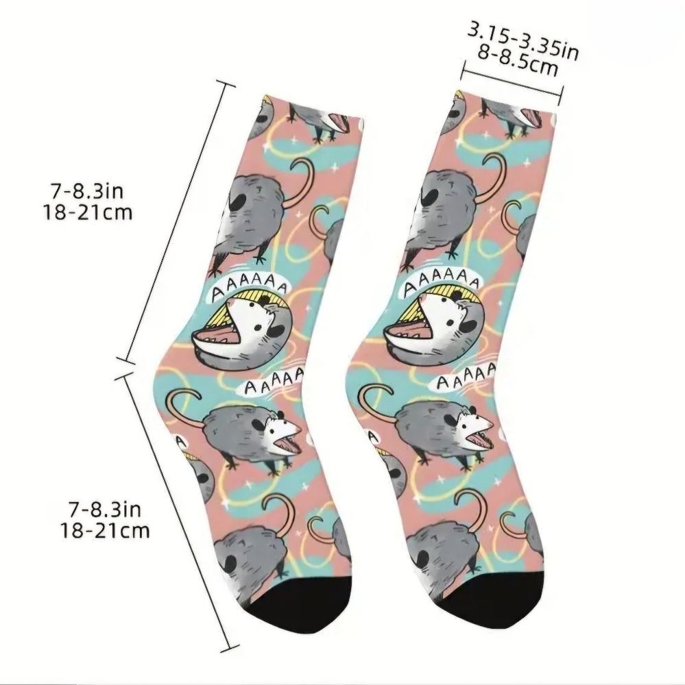 💰 $1 w/bundle - 🆕️ One Size Adult Novelty Socks Screaming Opossum NWT - Picture 2 of 4